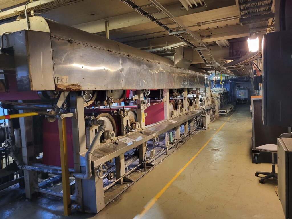 Foam forming paper machine 2